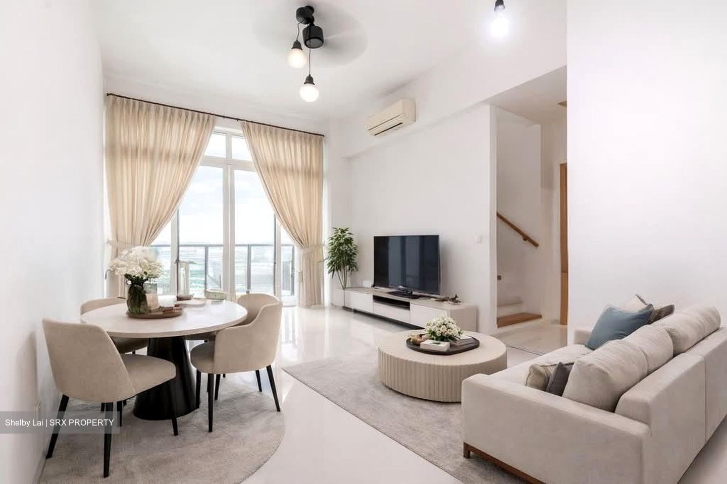 Vacanza @ East (D14), Condominium #575260951